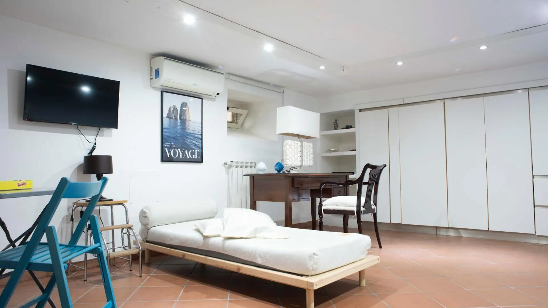 Vomerwood Loft - Luxe And Spacious House In Vomero 나폴리 아파트