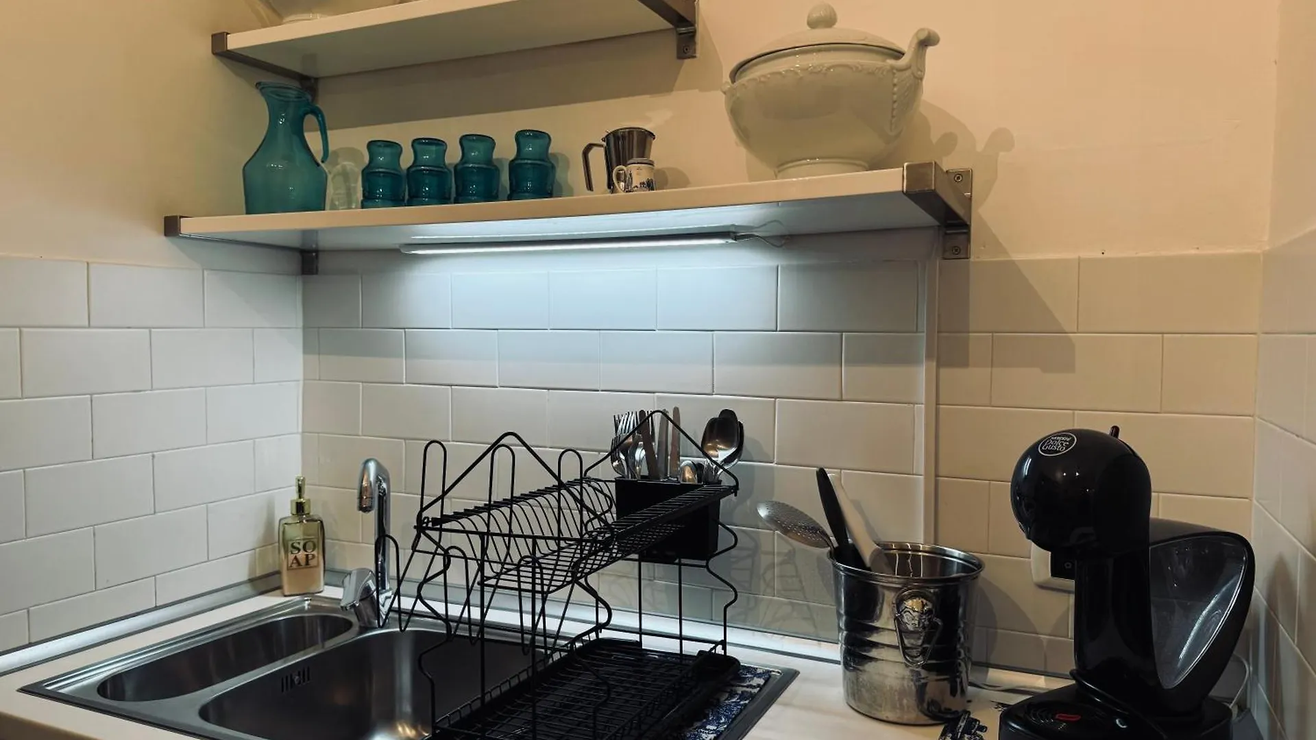 Vomerwood Loft - Luxe And Spacious House In Vomero 나폴리 0*,  이탈리아