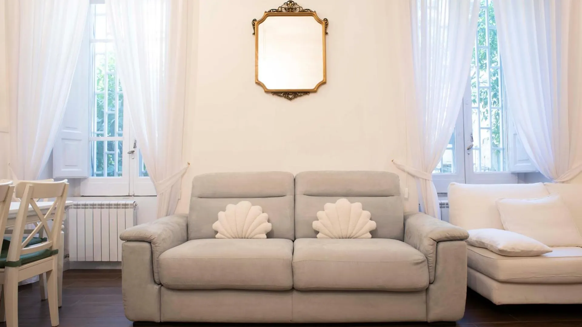 Vomerwood Loft - Luxe And Spacious House In Vomero Naples 0*,