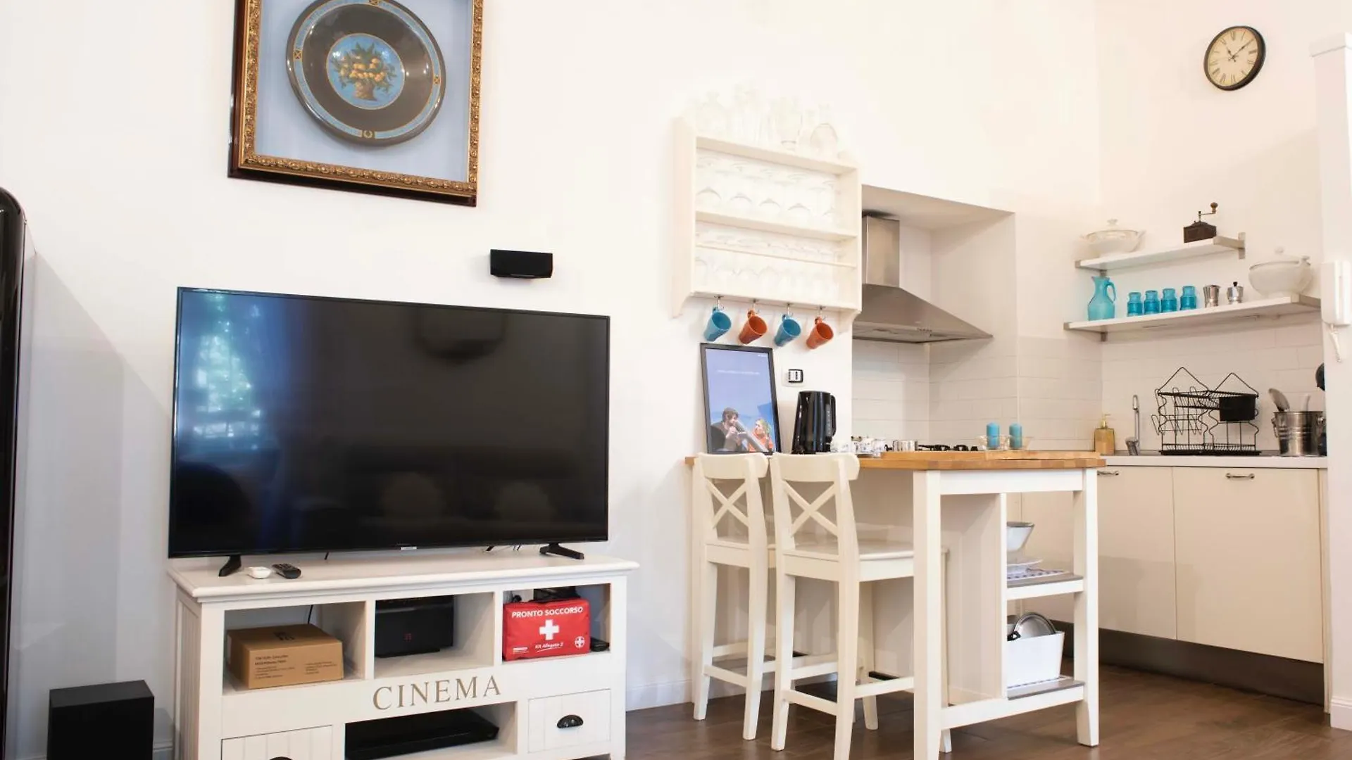 Vomerwood Loft - Luxe And Spacious House In Vomero Naples 0*,